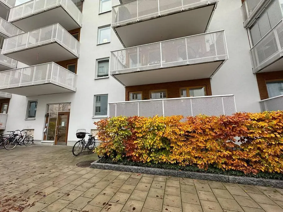 A Home Between Nature And City Hammarby Sjoestad Estocolmo 0*,